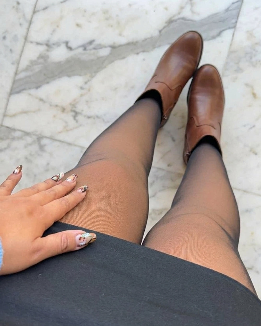 Latte tan tights